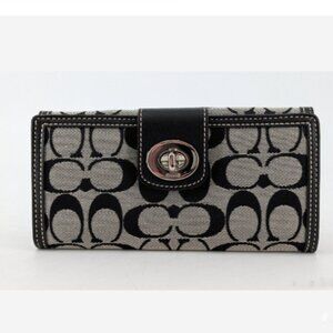 Coach Signature Canvas Turnlock Wallet